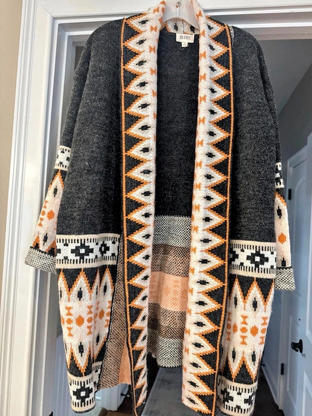 Bibi Women's Geometric Cardigan Black & Orange (101010) - Picture 2 of 2